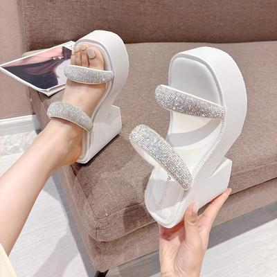 Sapatos de mulher – Sandálias de salto