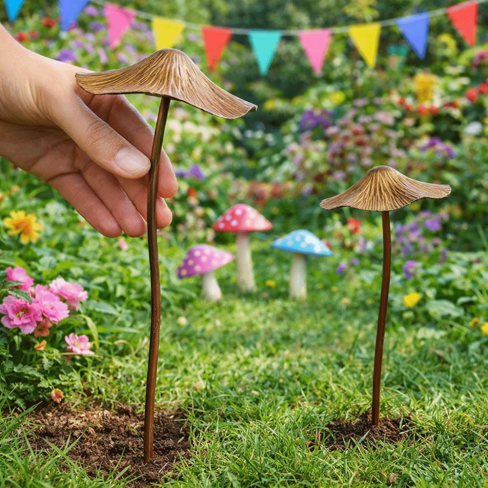 2PCS Handmade Mushroom Garden Stake Retro Style Mushroom Ornaments Rusty Mushroom Plaque  Yard