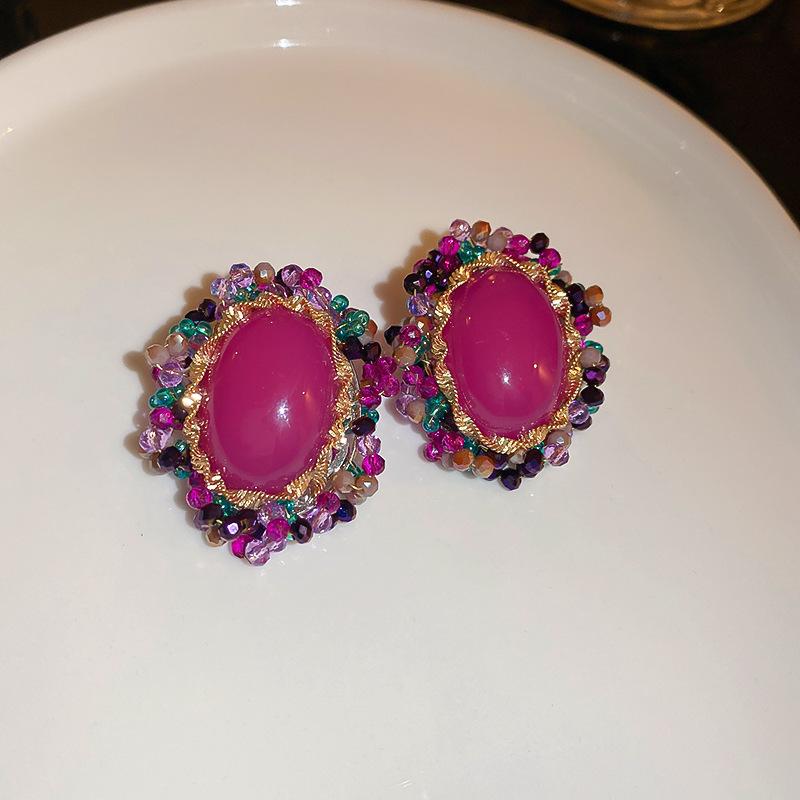 Vintage medieval exaggerated earrings women, fashionable retro high-end earrings literary light luxury temperament earrings