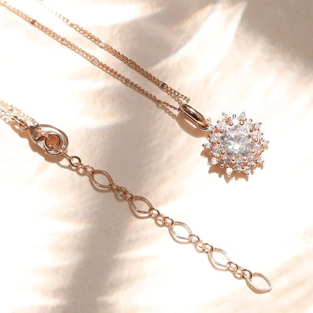 14Kgp Rose Gold Bling Flower Fashion Layered Chain Necklace (Wf6871C)