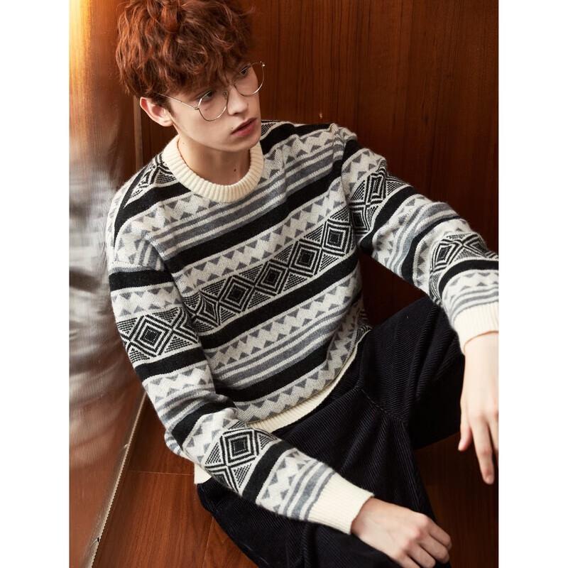 TonLion Men's Geometric Knit Round Neck Sweater