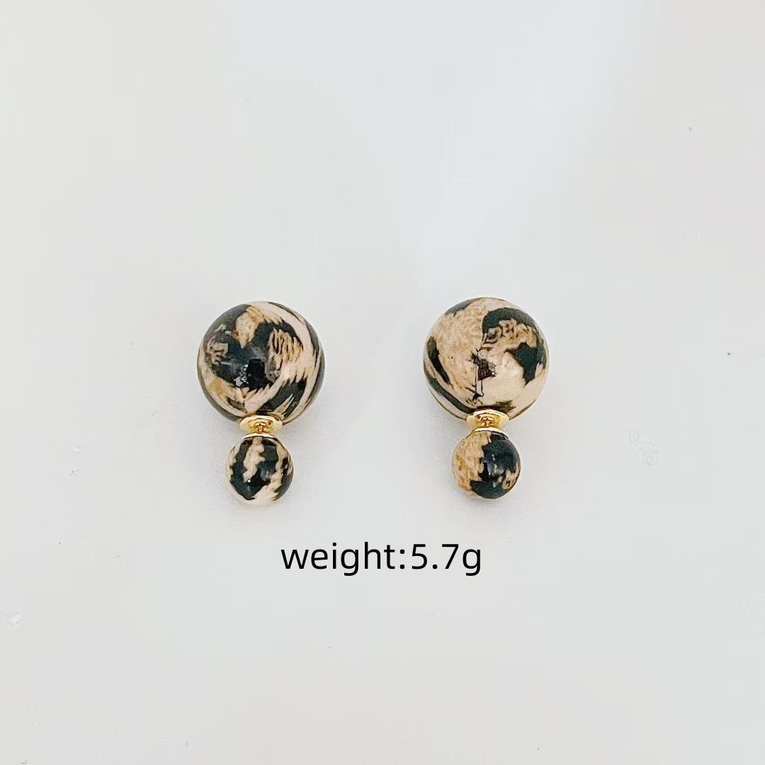 

Нишевые ретро серьги-пусеты Высокая мода Серьги-пусеты с леопардовым принтом Серьги-пусеты с леопардовым принтом Женские