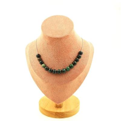 Steine und Mineralien. Halskette 15 Smaragdperlen aus Sambia Qualität 3A 8 mm. Stahlkette Halskette für Damen und Herren. Benutzerdefinierte Größe