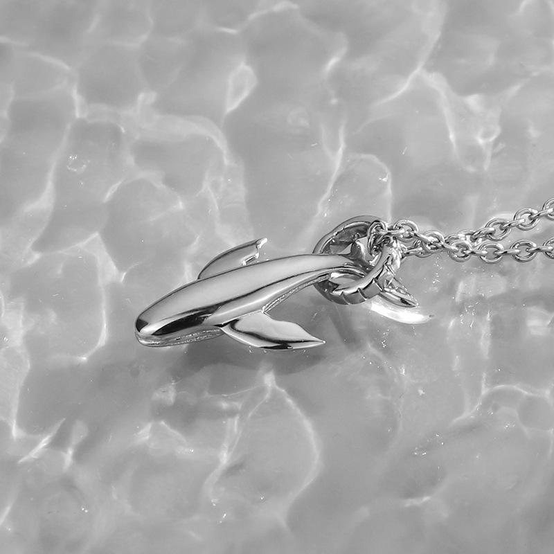 Trendy Men's Cold Style Whale Pendant Necklace - Long Sweater Chain