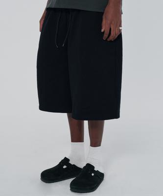 Seuweideu Wide Sweat Shorts [Black]