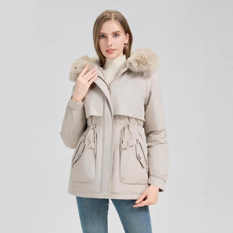 The new pie overcomes the trend of cotton-padded women's long simple cotton-padded loose coats