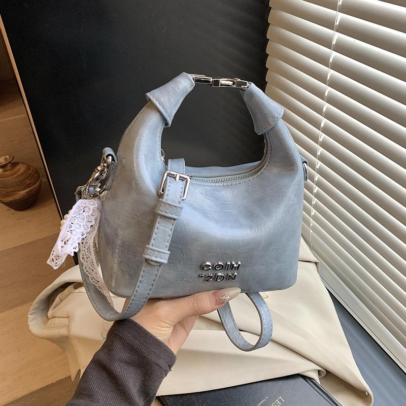 Portable Bow Dumpling Bag Women's Korean Version Ins Trendy Fashion Shoulder Bag 2025 New Simple and Versatile Women's Bag