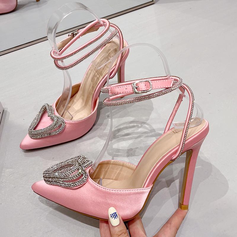 Fashion Glitter Rhinestones Women Pumps Crystal Heart Shape Buckle Summer Lady High Heels Party Fashion Prom Shoes