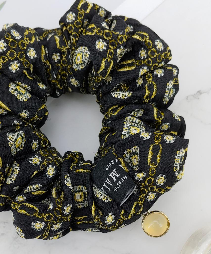Maia Roy Jacquard Tripe Shushu-Black