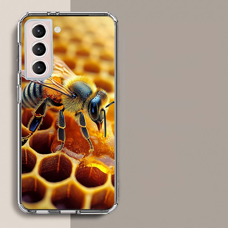 Bees and Honey in the Honeycomb Phone Case For Samsung A16 A26 A36 A56 A17 A15 A25 A35 A55 A14 A24 A34 A54 A04S A05S Galaxy Note
