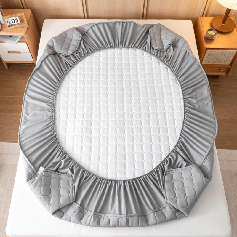 Thickened Brushed Cotton Quilted Bedspread and Mattress Protector