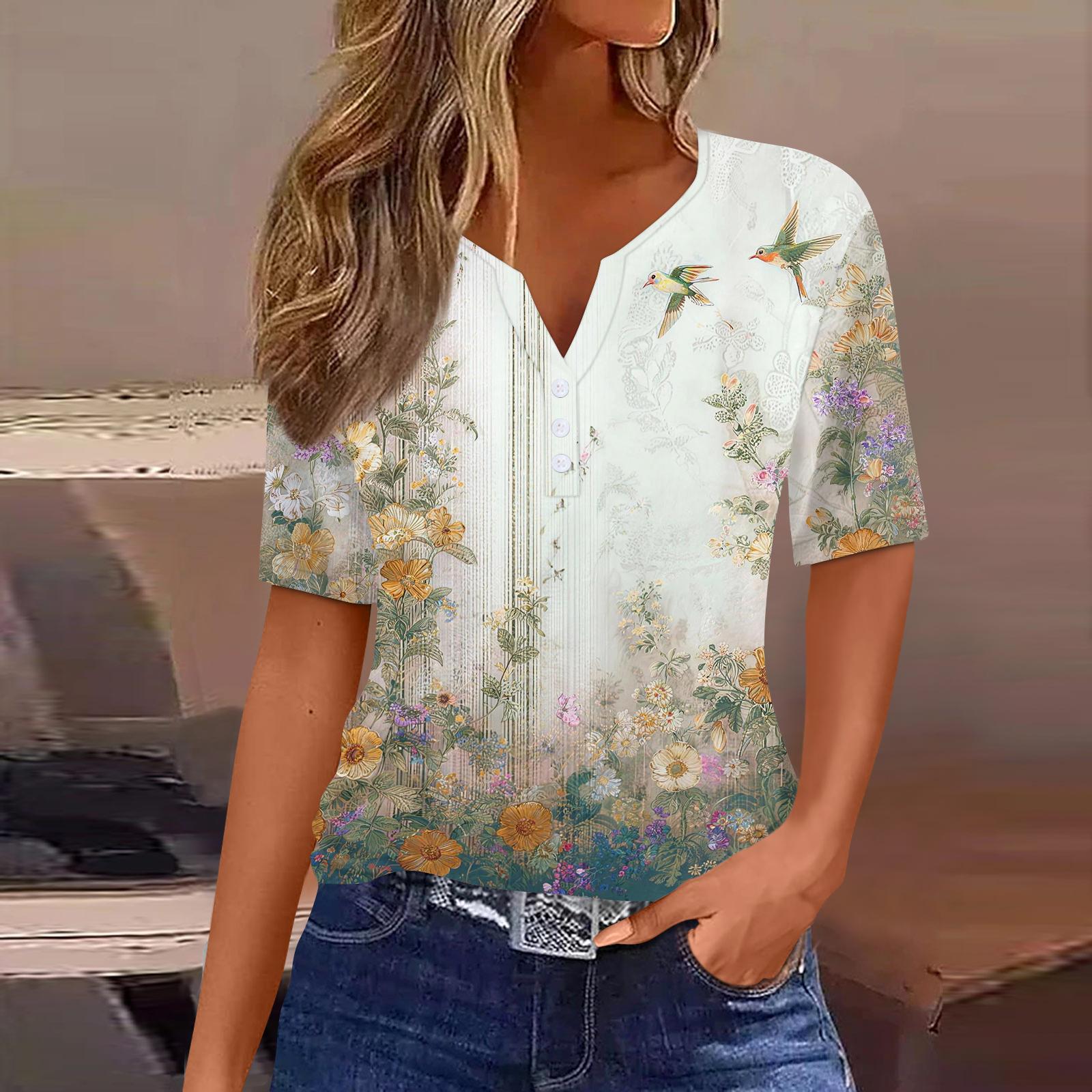 

Women V Neck Short Sleeve T Shirt with Decorative Buttons Floral Print Casual Loose Fit Pullover Top for Daily Wear S белый