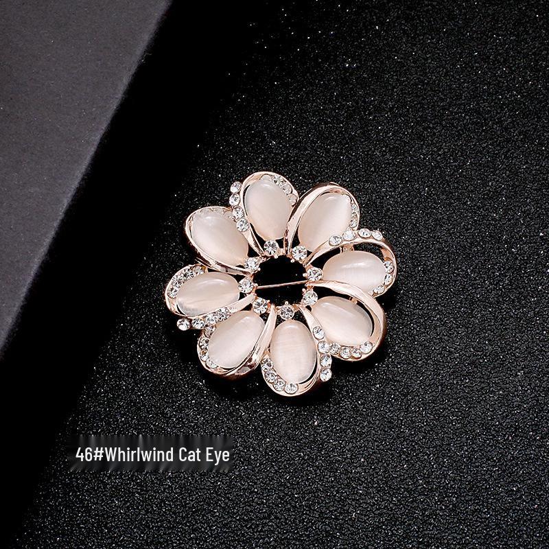 Korean High-End Rhinestone Brooch Scarf Buckle - Crystal and Pearl Pin for Women