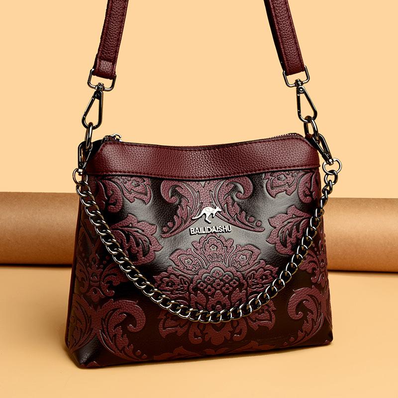 Chinese Wind Pressure Variable Printing New Shoulder Messenger Bag Small Bag Women's Fashion Versatile Middle-aged Mother Bag Tide