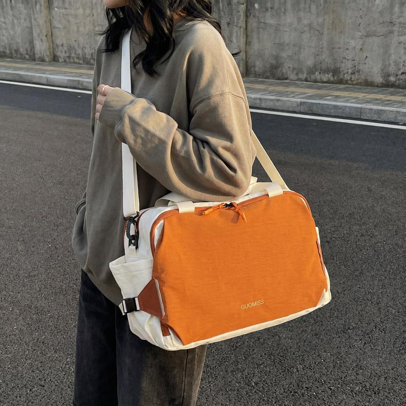 Compact Travel Duffel Bag with Adjustable Shoulder Strap Multiple Pockets Lightweight Weekender Bag