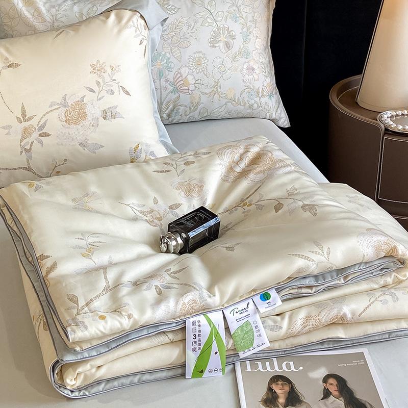 

Премиальный летний комплект из 4 предметов класса А Tencel Lyocell - Прохладное одеяло для кондиционирования воздуха из ледяного шелка с цифровой печатью (100-Счет) 200x230cm Flat Sheet Four-Piece Set