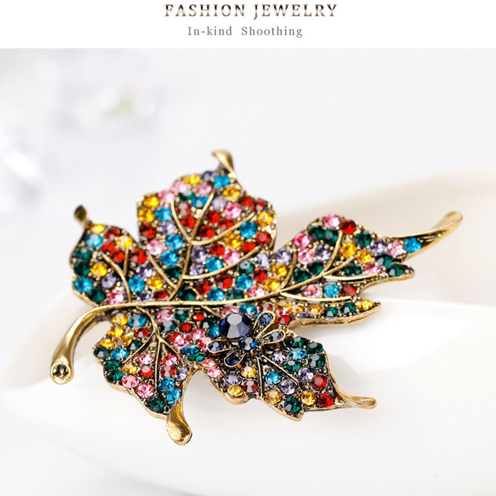 Vintage Brooch Colorful Maple Leaf Pins for Women Wedding Rhinestone Metal Badges Jewelry
