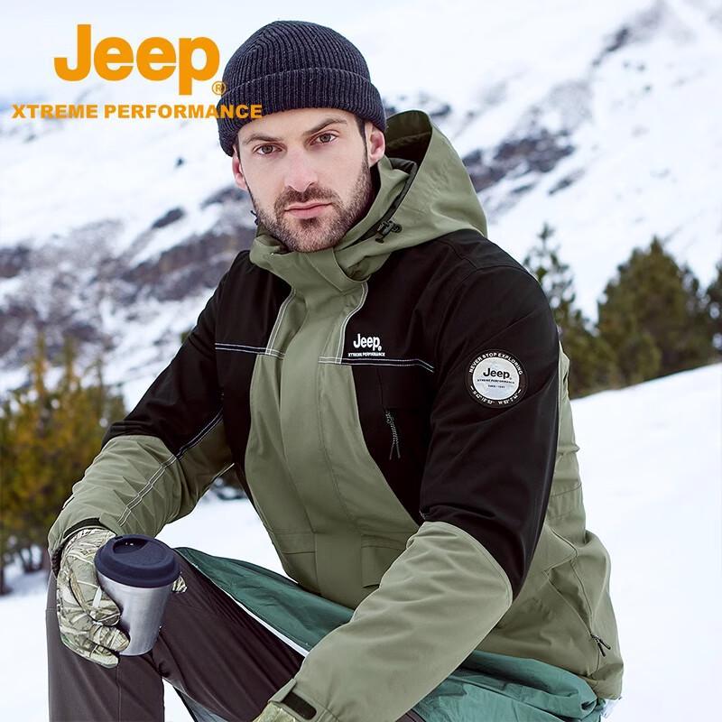 Jeep Men s Fleece-Lined Softshell Hiking Jacket M