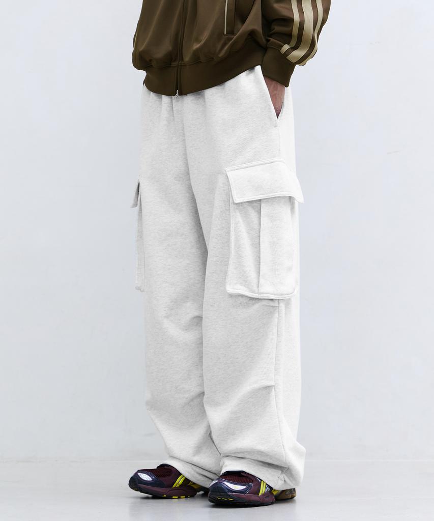 FILLUMINATE Easy Cargo Sweatpants - Light Grey