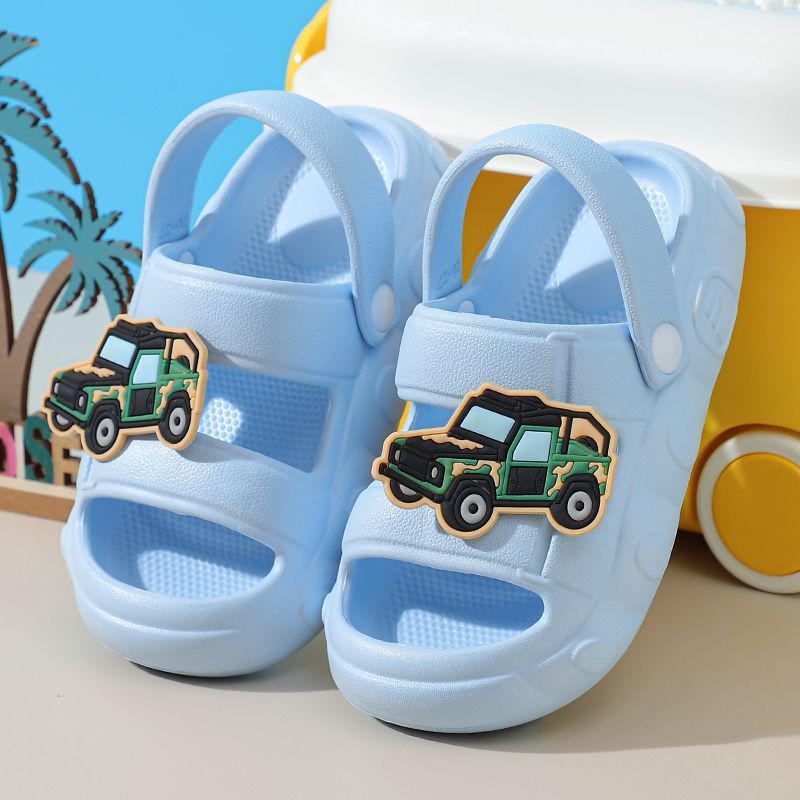 Kids' Military Style EVA Slippers: Boys' Summer Anti-slip, Anti-collision Indoor Sandals for Bathroom and Shower.