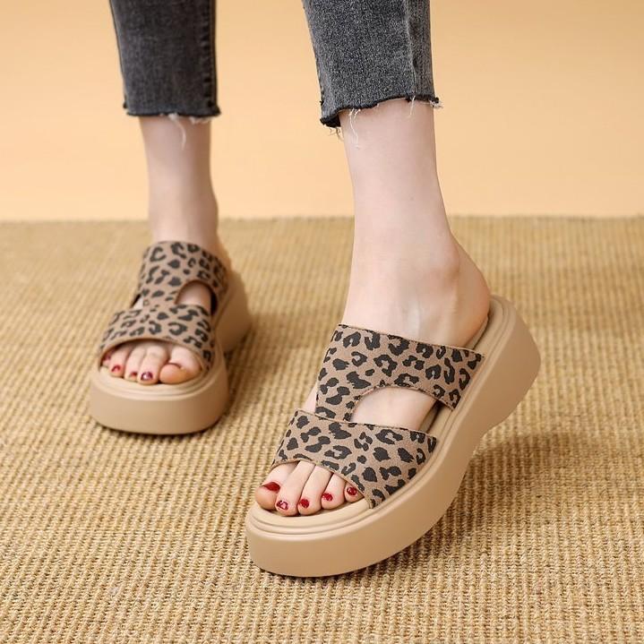 Fashion Beach Shoes Slippers Casual Slipers Women Low Platform Slides Sabot Luxury 2025 Summer Leopard Rome leopard Hoof Heels PU Fashio