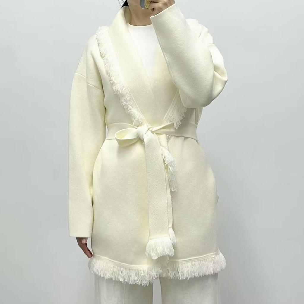 Jesienno-zimowy kardigan sweter płaszcz w kolorze kawy z frędzlami, średniej długości, w stylu retro