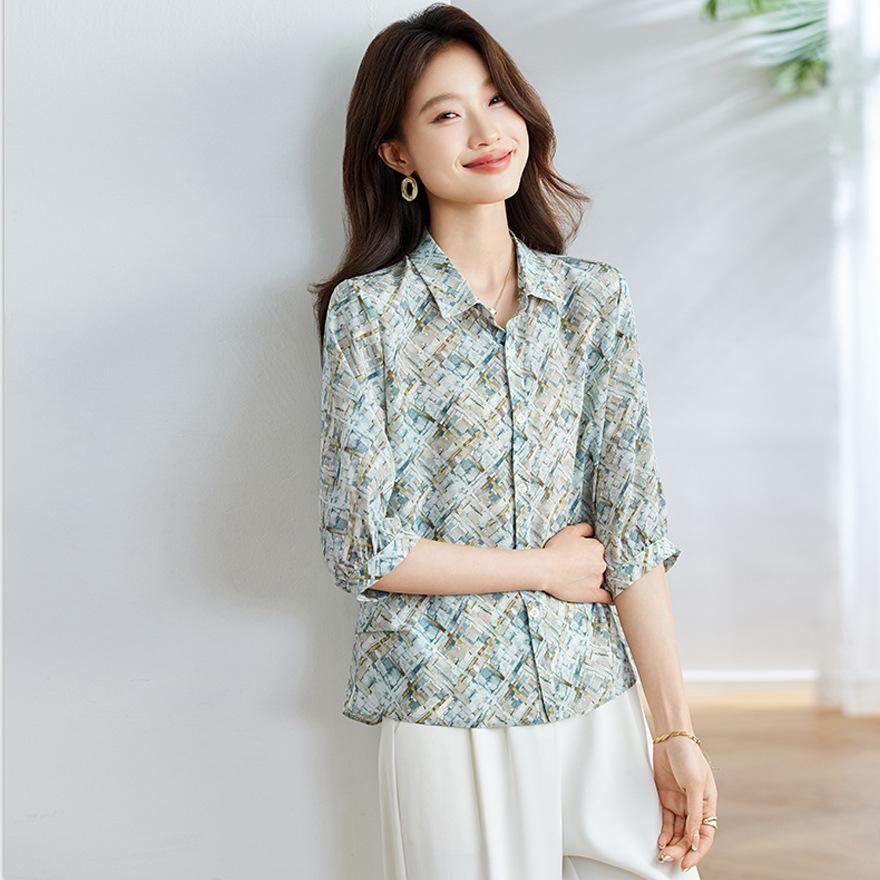 Summer new fashion temperament printed lapel silk short-sleeved shirt mulberry silk shirt shirt shirt top