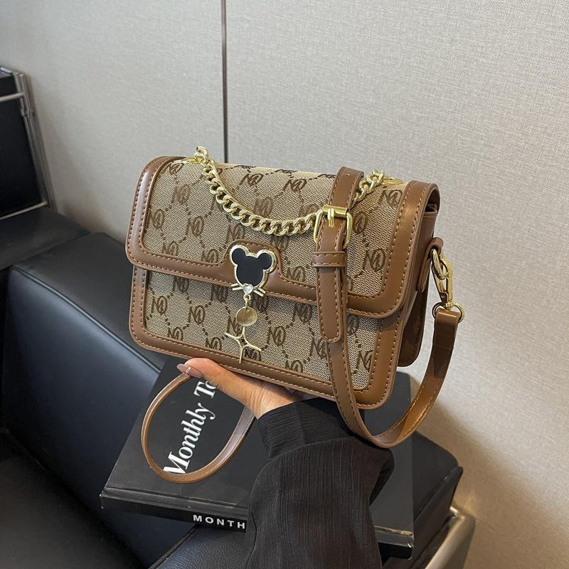 

Модная сумка в стиле ретро для женщин 2024 года, новая клетчатая маленькая квадратная сумка корейской версии, нишевый дизайн, высококачественная сумка-мессенджер коричневый