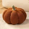 3D Stoffkürbis Kissen Flauschiges Plüschkürbis-förmiges Dekoration Herbst Thanksgiving Halloween Kissenkissen Weicher Überwurf für Sofa