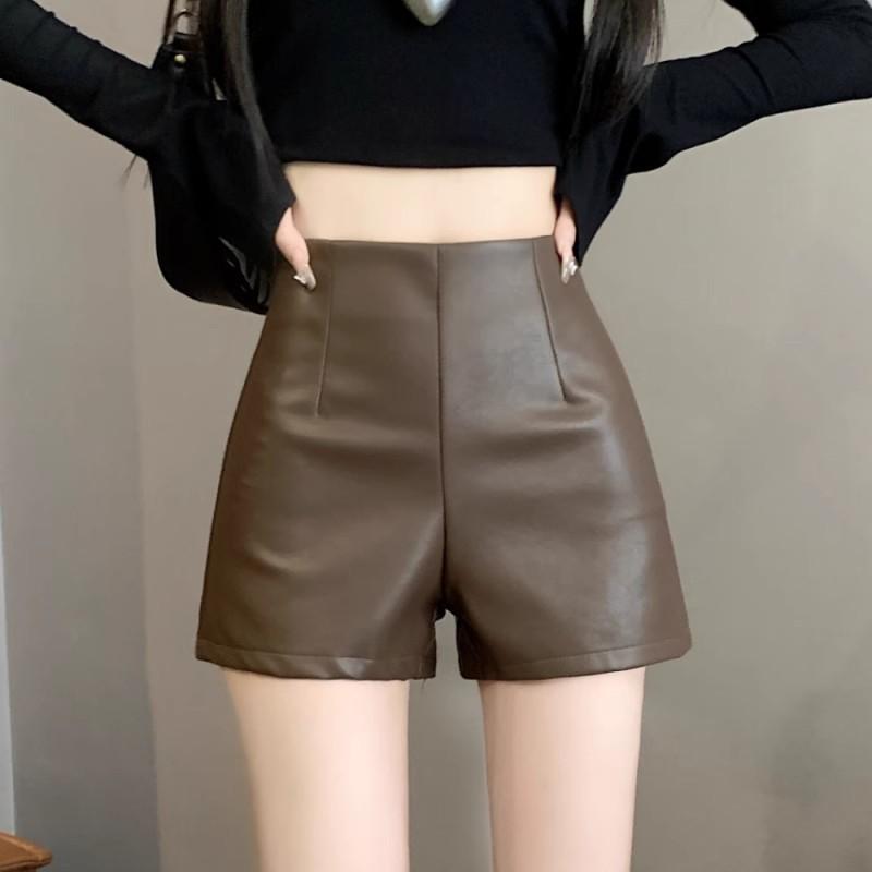 

Women s Fall Winter Plus Size Black High Waisted Outer Wear Slimming Wide Leg PU Leather Shorts Base Pants Mini Shorts Versatile Slim Fit Hot Pants 5xl темно-коричневого кольору
