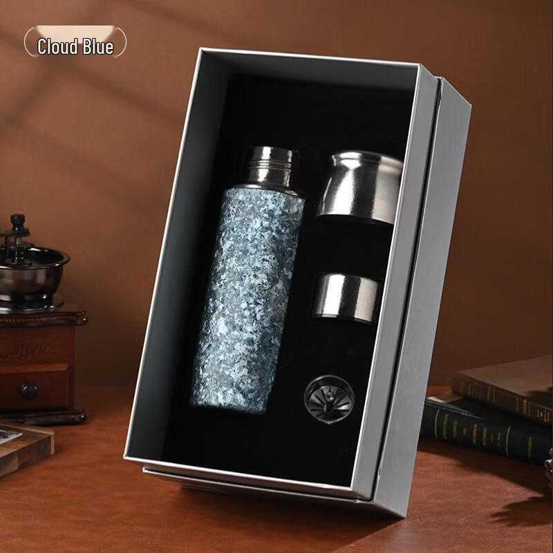 

OLOEY Portable Insulated Water Bottle