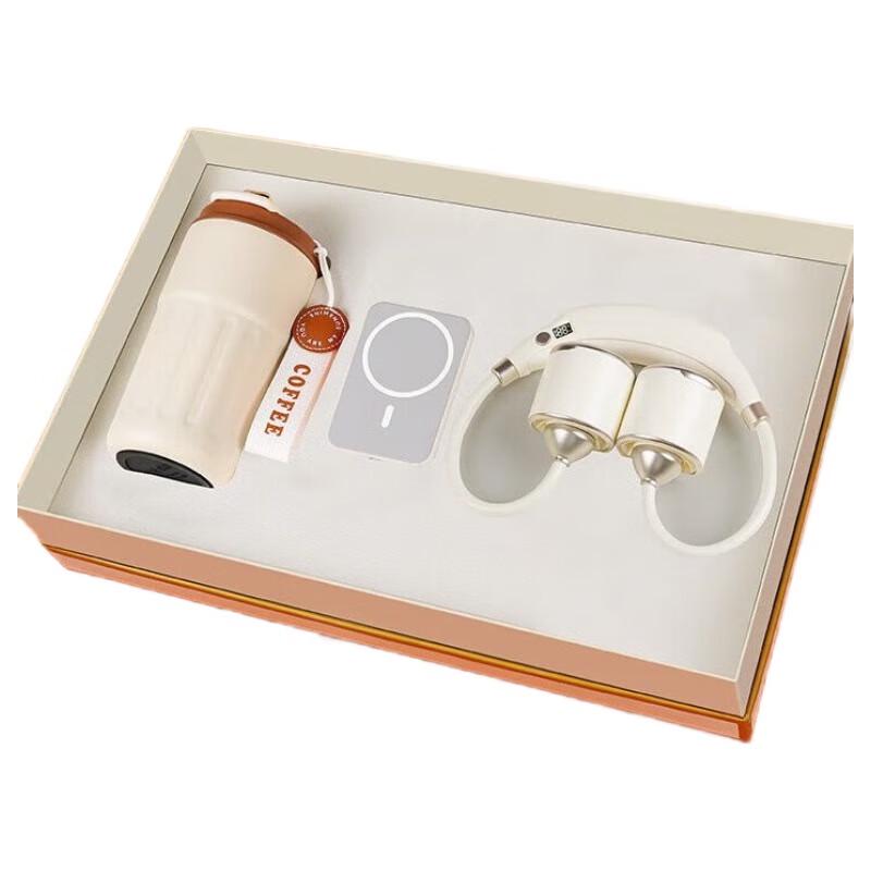 

Подарочный набор: Кофейная кружка и гаджет