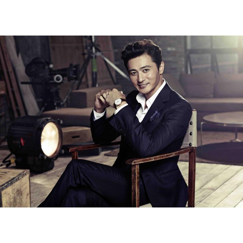 

Jang Dong-gun Korean Star Home Decor Poster with Frame Yellow Kraft Paper (No Glue) 30X42 cm