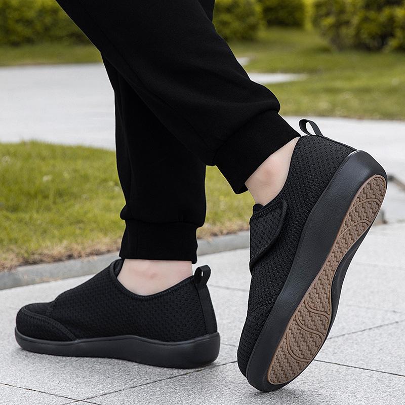 Spring and Autumn Large Size Walking Shoes Wide Head Loose Big Foot Bone Fat Wide Elderly Shoes Men's and Women's Thumb Valgus Mother Shoes