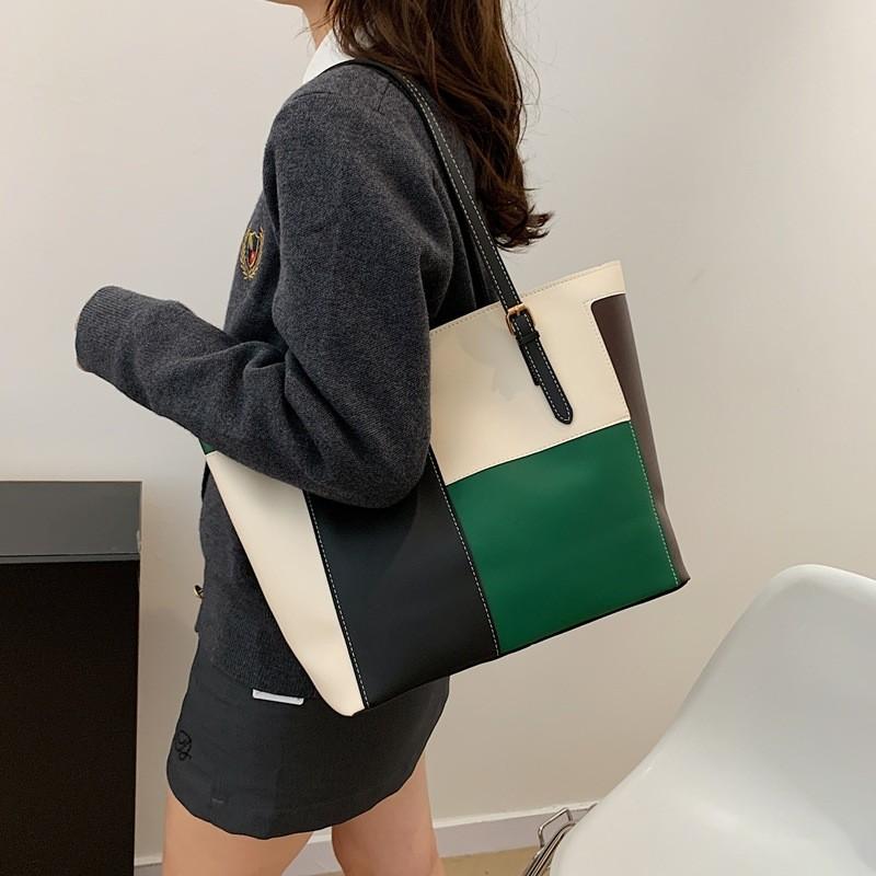 Trendy Shoulder Tote Bag For Women Ideal For Commuting With Spacious Design