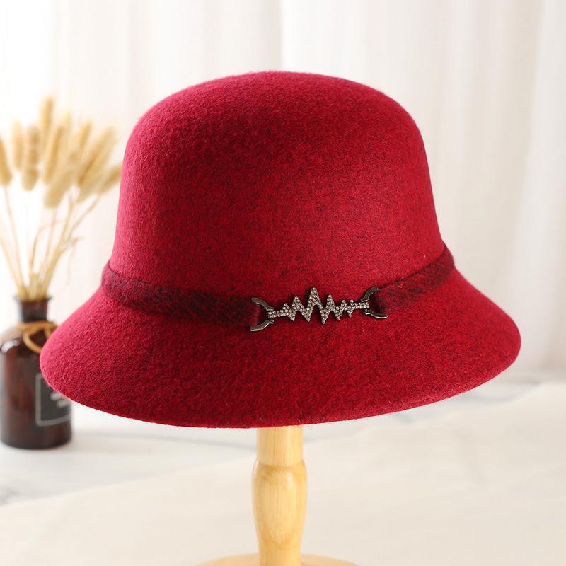 New button noble hat women's British retro dome basin hat autumn and winter short brim old wool top hat