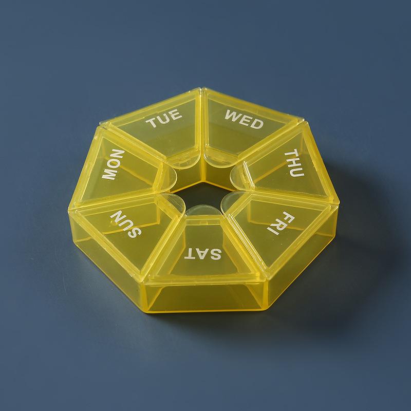 Portable One-week Seven-grid Medicine Box Color Transparent Pill Storage Box Seven-day Medicine Box 8.3*8.3*1.7cm