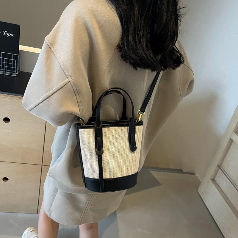 Hand carrying retro fashion bag women's summer new casual versatile bucket bag texture trendy contrasting color messenger bag