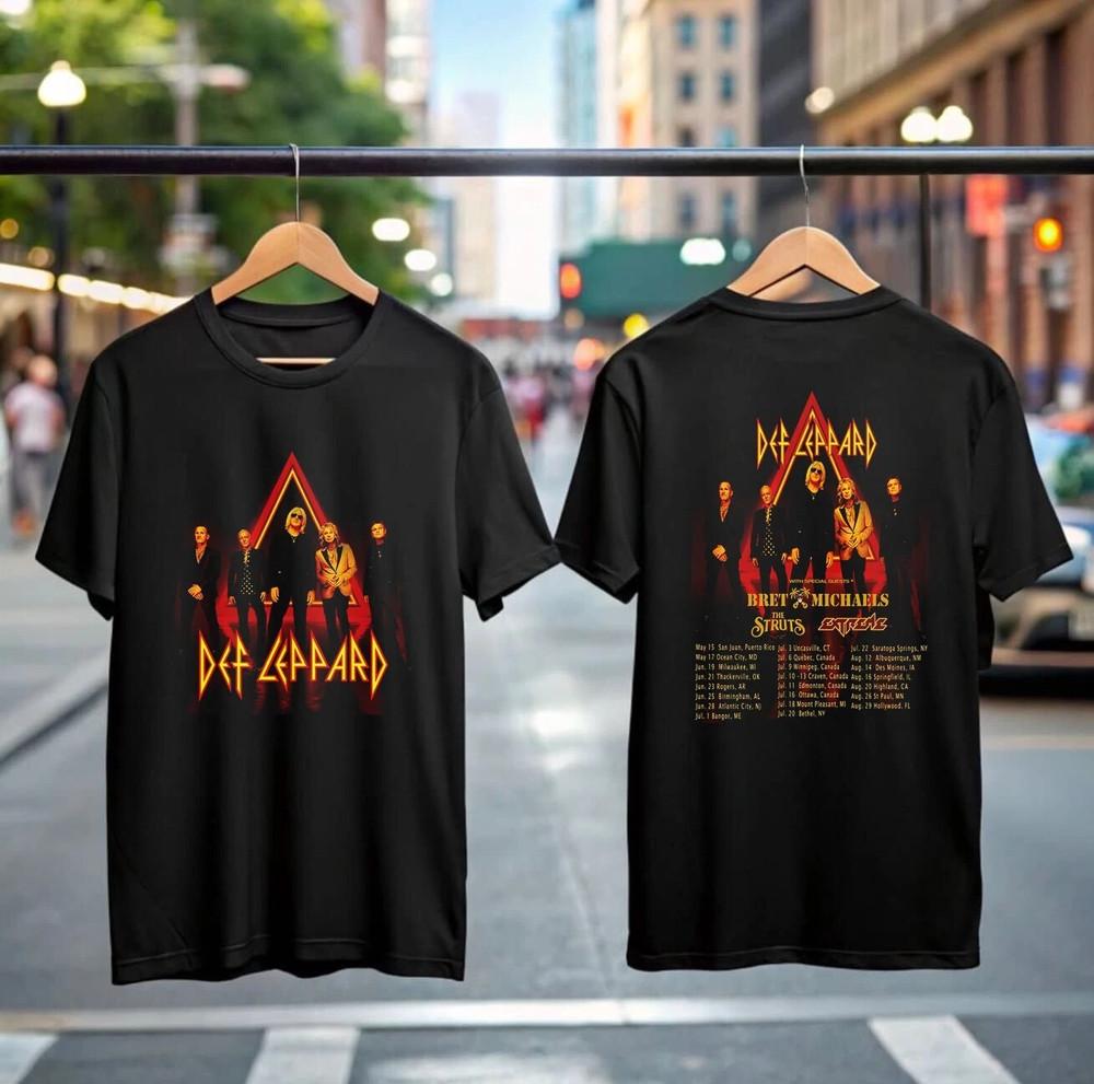 Def Leppard Tour 2025 TShirt Rock Band Tee Mens TShirt Gift for Him Vintage Unisex T-Shirt M
