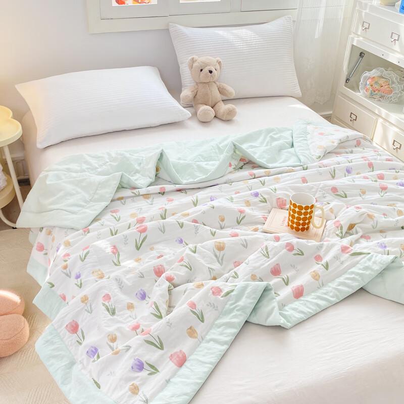 Jie Li Ya Skin-Friendly Breathable Quilt