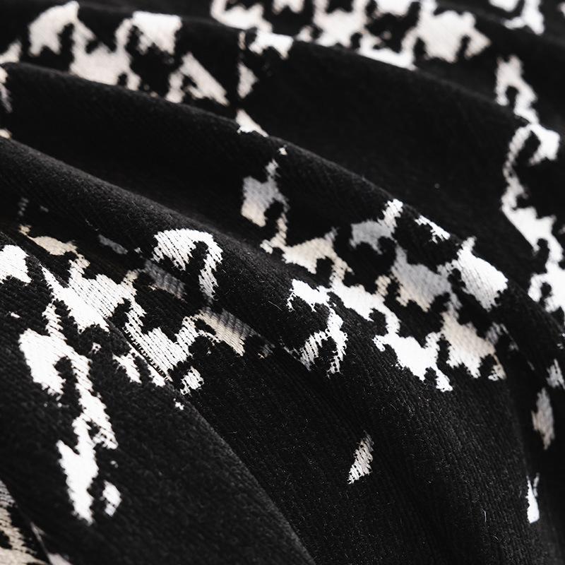 New Sofa Cover One-Piece All-Inclusive Sofa Cushion Oversized Anti-Cat Scratch Black Dirt-Resistant Sofa Cover