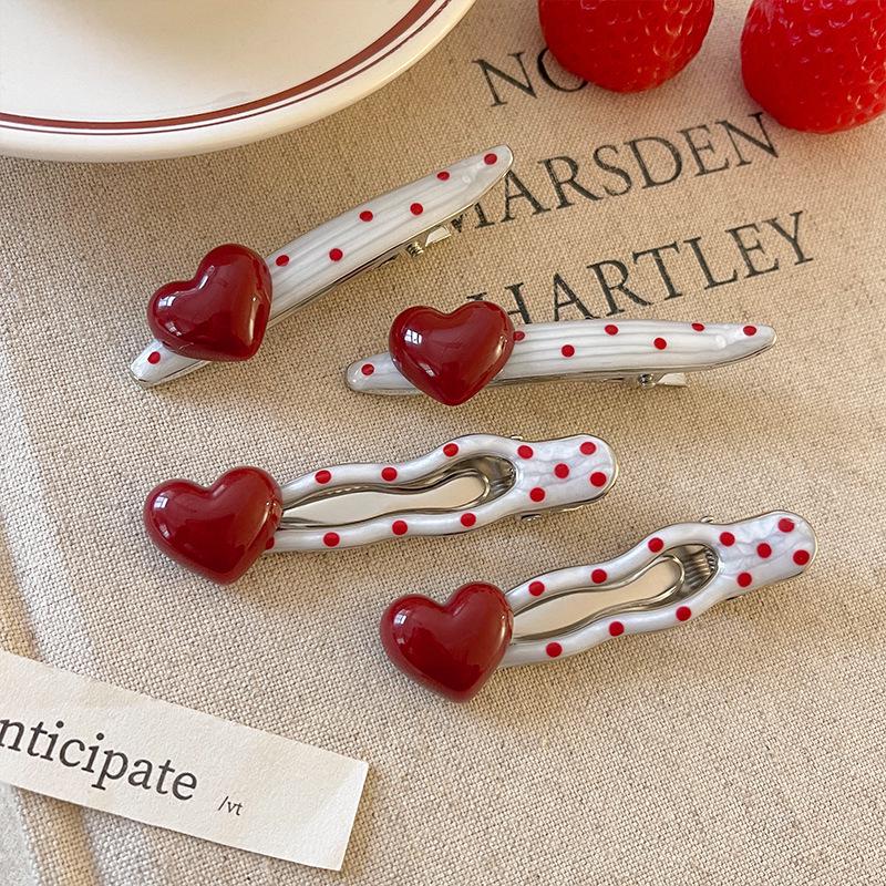 Red Polka Dot Pearl Duckbill Clip – Versatile Whitening Bangs & Sideburns Hairpin