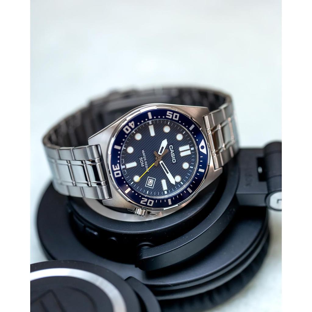 Casio Silver watch MTD-135D-2AVDF