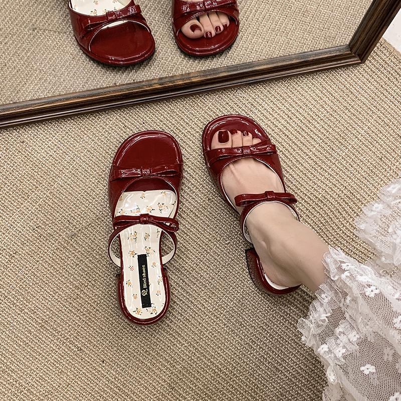 Fashion 2025 New Women's Open-toe Flat Slippers Fashion Outdoor Summer Ladies Slip-on Shoes Versatile Women's Slippers Causal Elegant