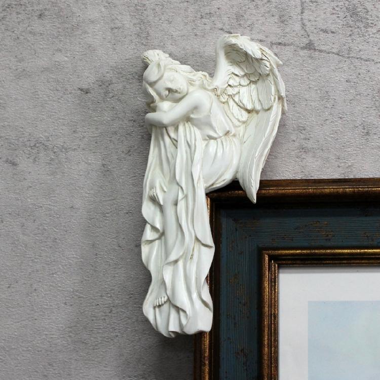 Creative Resin Angelic Figurine European Hanging Door Frames Enhances Space Decoration for Homeowner and Designers