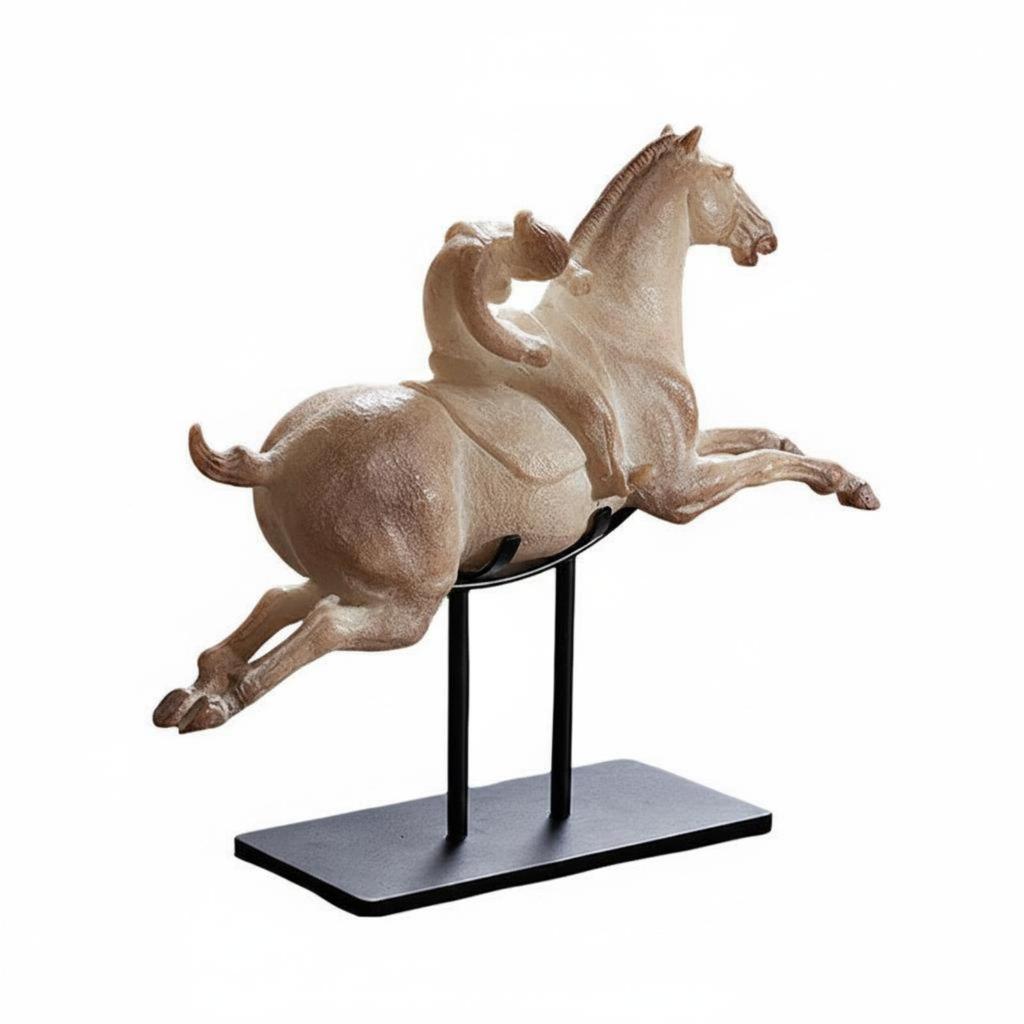 Scultura Cavallo Rampante Finitura Testurizzata Statua su Supporto Aspetto Intagliato Decorazione per la Casa