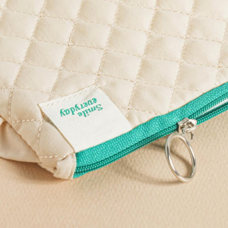 Daiso Frill Square Pouch