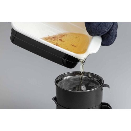 Takagi Metal Enamel Deep Fryer/Tempura Pan, Square, 28.3 X 16.1 X 8.7 Cm, Black, Maximum Oil Capacity: Approx. 1.0 L, Ideal for Longer Foods, Small, C