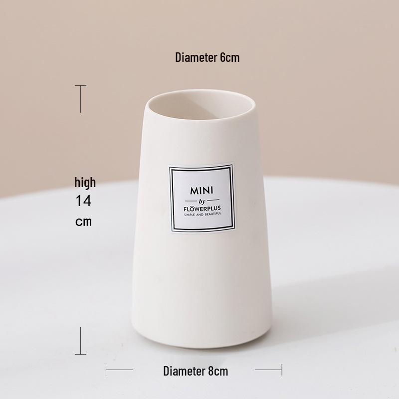 Nordischer Weißer Kleiner Weinschrank Vase: Einfaches Blumenarrangement für Wohnzimmer oder Schreibtischdekoration