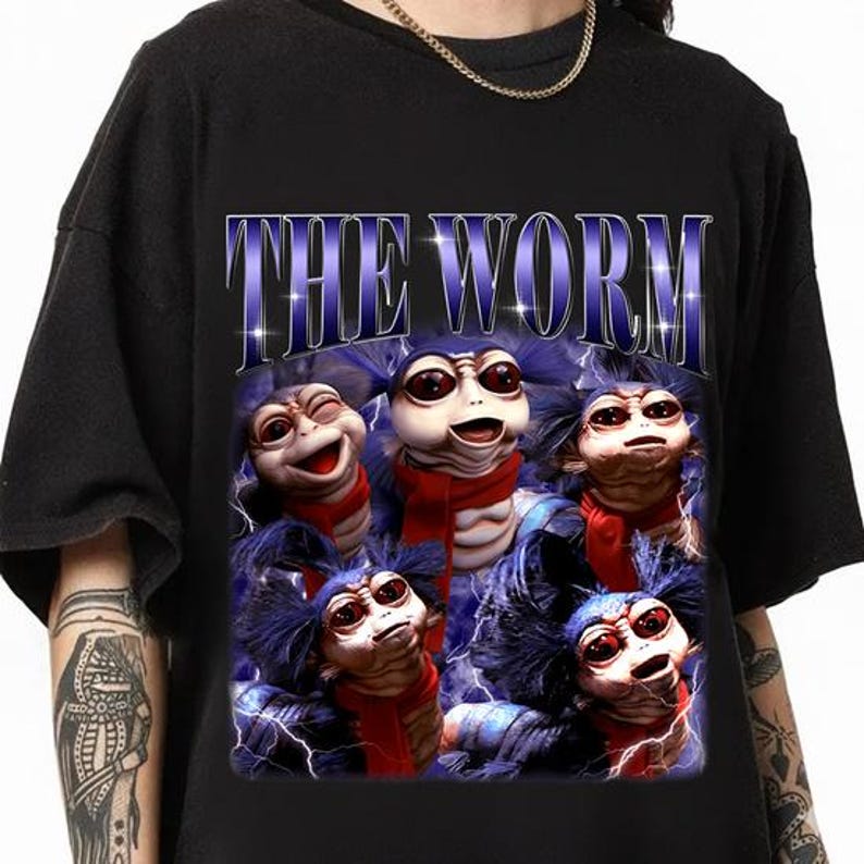 

The Worm Vintage 90s Bootleg Unisex T-Shirt, Retro Graphic Tee, 90 s Nostalgia Labyrinth Inspired Worm Unisex T-Shirt, Funny Classic Puppet Tee L
